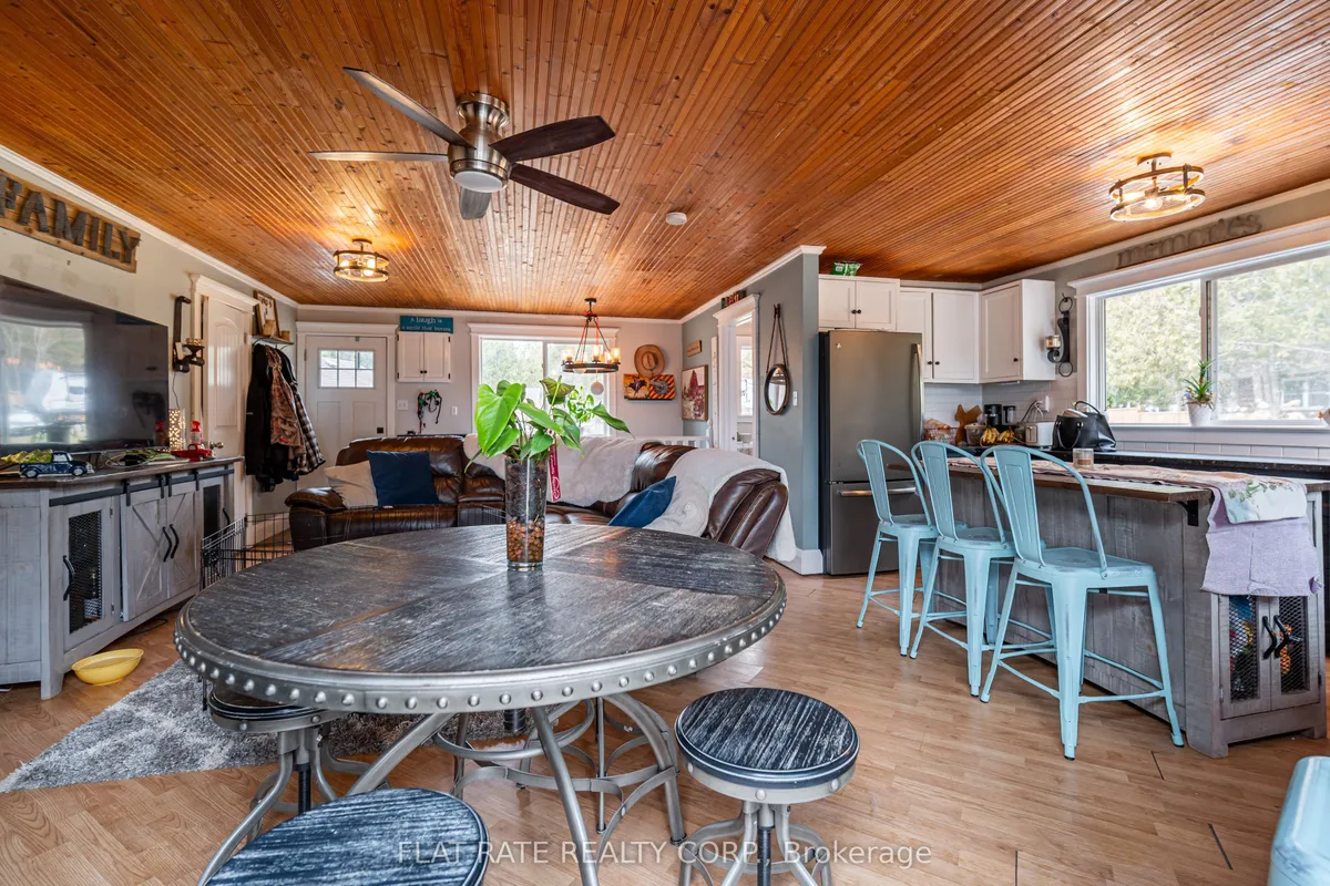 2369 Selwyn Bay Lane, ON K0L 2H0