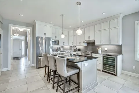 241 Old Course Trail, Welland, ON L3B 0B6