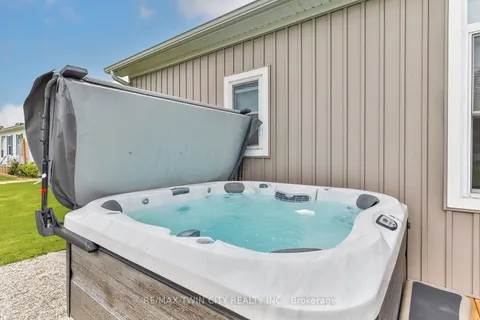 126 Bluewater Parkway, Haldimand, ON N0A 1P0