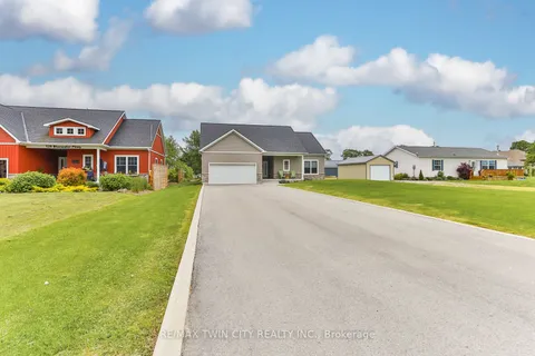 126 Bluewater Parkway, Haldimand, ON N0A 1P0