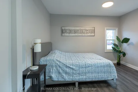 1343 Lillian Avenue, Windsor, ON N8X 4A4