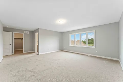 667 FENWICK Way, Barrhaven, ON K2C 3H2