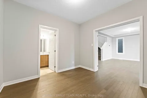 667 FENWICK Way, Barrhaven, ON K2C 3H2