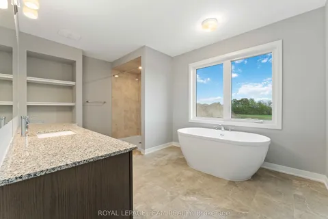 667 FENWICK Way, Barrhaven, ON K2C 3H2