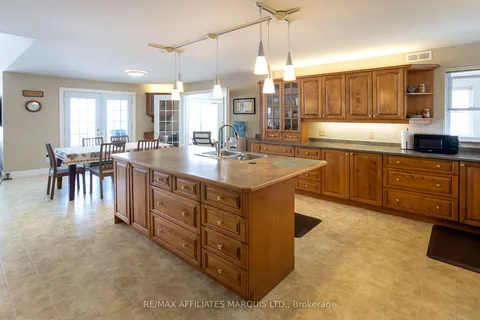 11030 Dr Miller Drive, South Dundas, ON K0E 1K0