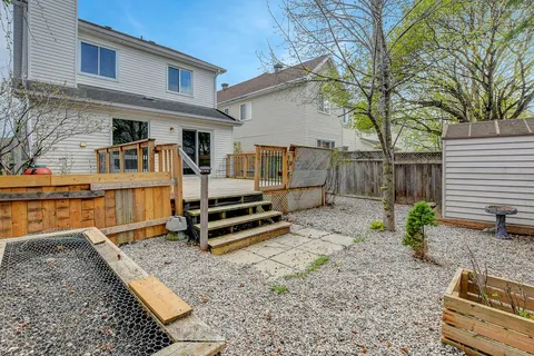 25 SARRAZIN Way, Barrhaven, ON K2J 4A5