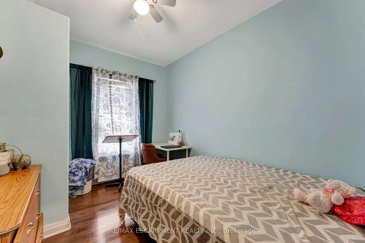 159 Grosvenor Avenue, ON L8L 7S7