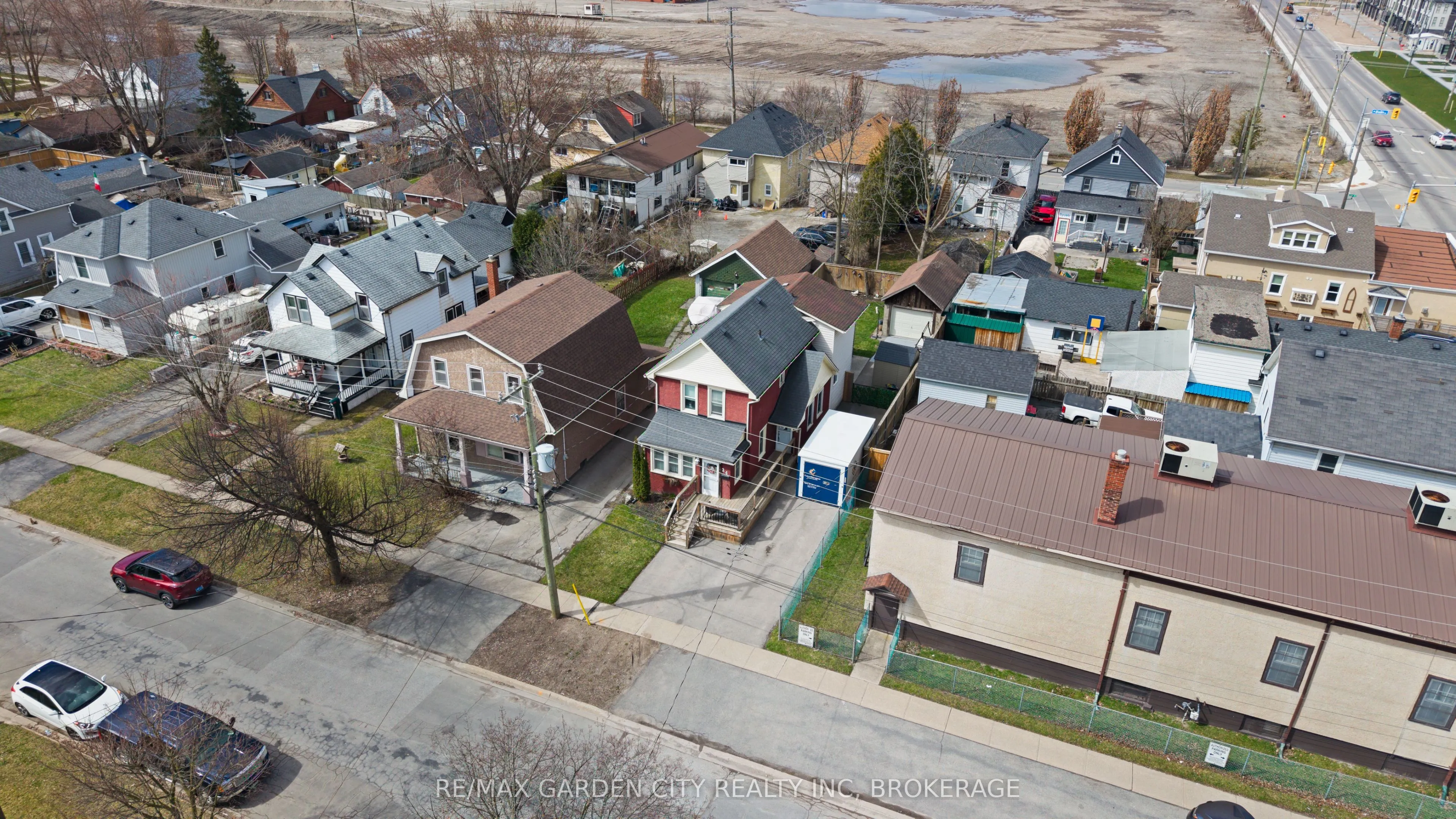 24 Beatrice Street, Welland, ON L3B 2Z3