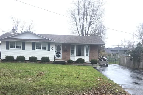 748 Parkdale Avenue, Fort Erie, ON L2A 5B6