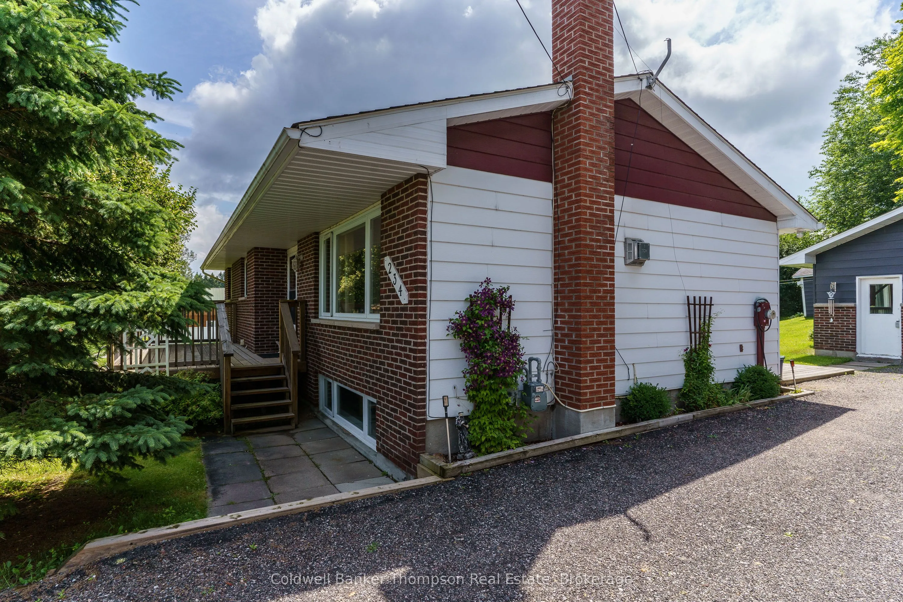 234 YONGE Street, Burk's Falls, ON P0A 1C0