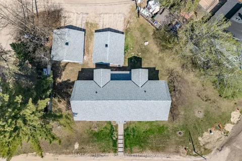 14 Huron Street, Deep River, ON K0J 1P0