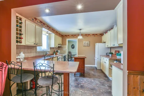 714 CRANBROOK Road, ON N6K 1W9
