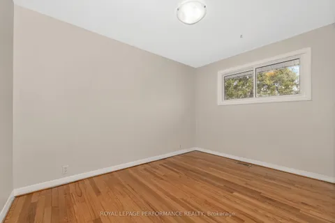 16 Solva Drive, Crystal Bay - Rocky Point - Bayshore, ON K2H 5R5
