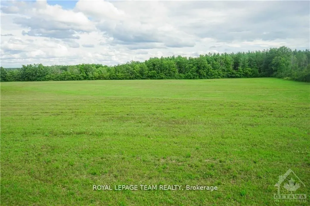 8530 Victoria Street, ON K0A 2P0