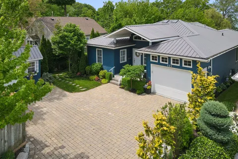 123 Arthur Street, St. Catharines, ON L2M 1H8