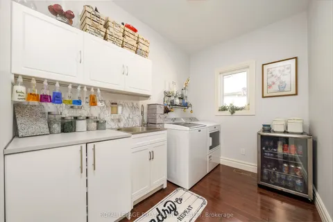 12 Dorchester Drive, Prince Edward County, ON K0K 3L0