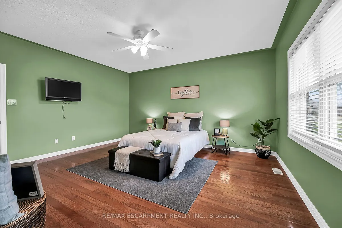 20 Oak Crescent, Haldimand, ON N0A 1H0