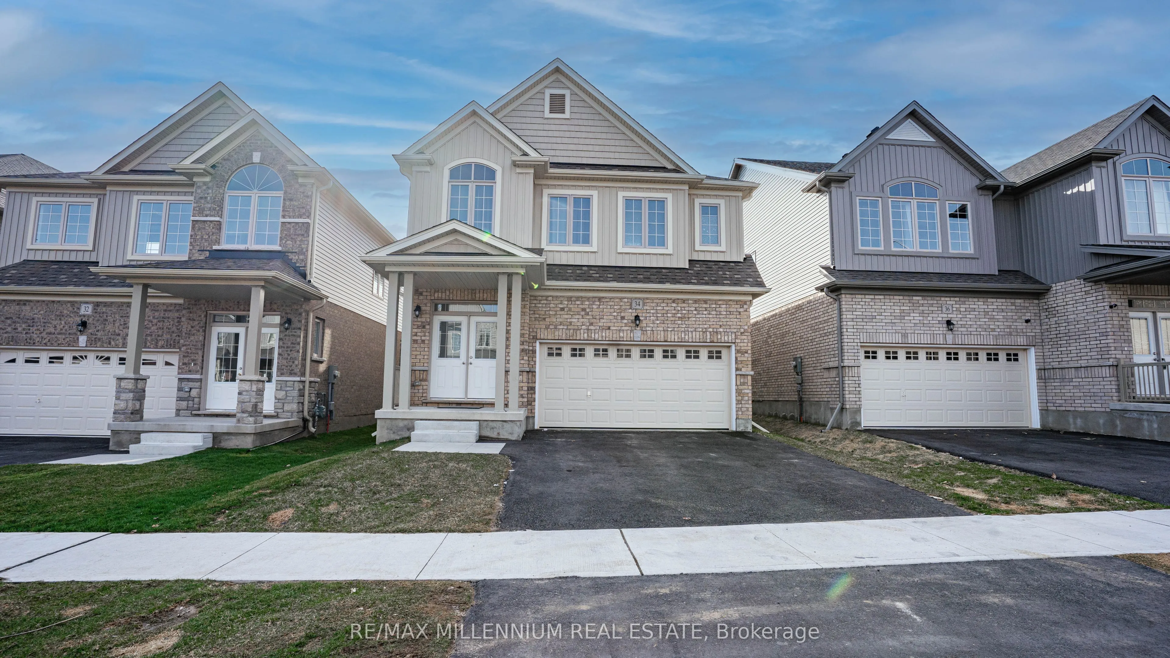 34 Henry Maracle Street, North Dumfries, ON N0B 1E0