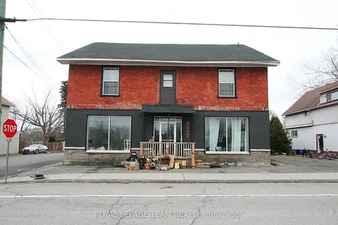 10594 Main Street, North Dundas, ON K0E 1W0