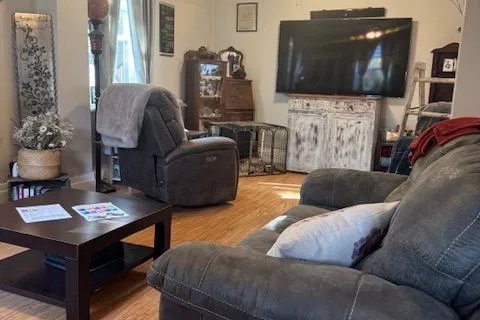 120 3rd Avenue, ON N0G 1L0