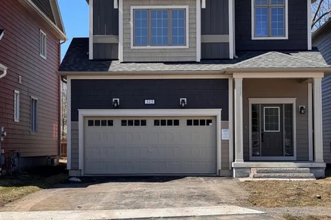 315 Beechwood Forest Lane, Gravenhurst, ON P1P 0H8