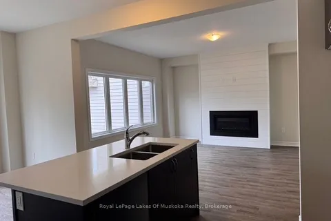 315 Beechwood Forest Lane, Gravenhurst, ON P1P 0H8