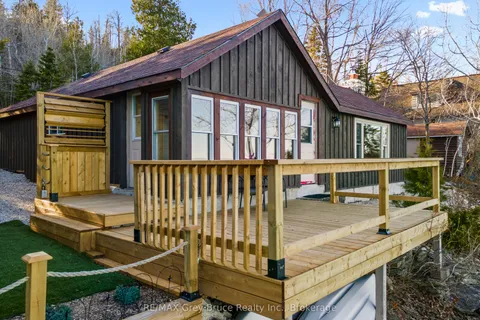 1132 Dyers Bay Road, Northern Bruce Peninsula, ON N0H 1Z0
