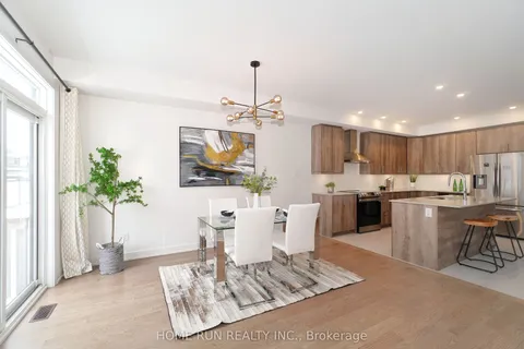 1051 HYDRANGEA Avenue, ON K4M 0L5