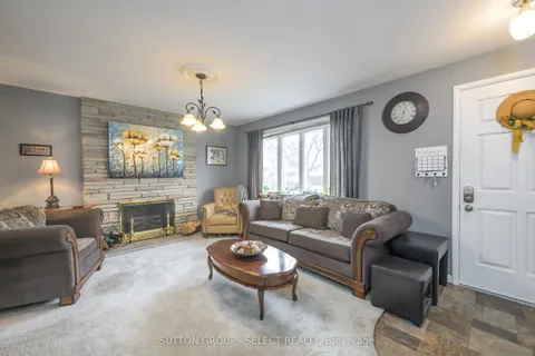 18 Tilipe Road, London, ON N5V 2X4