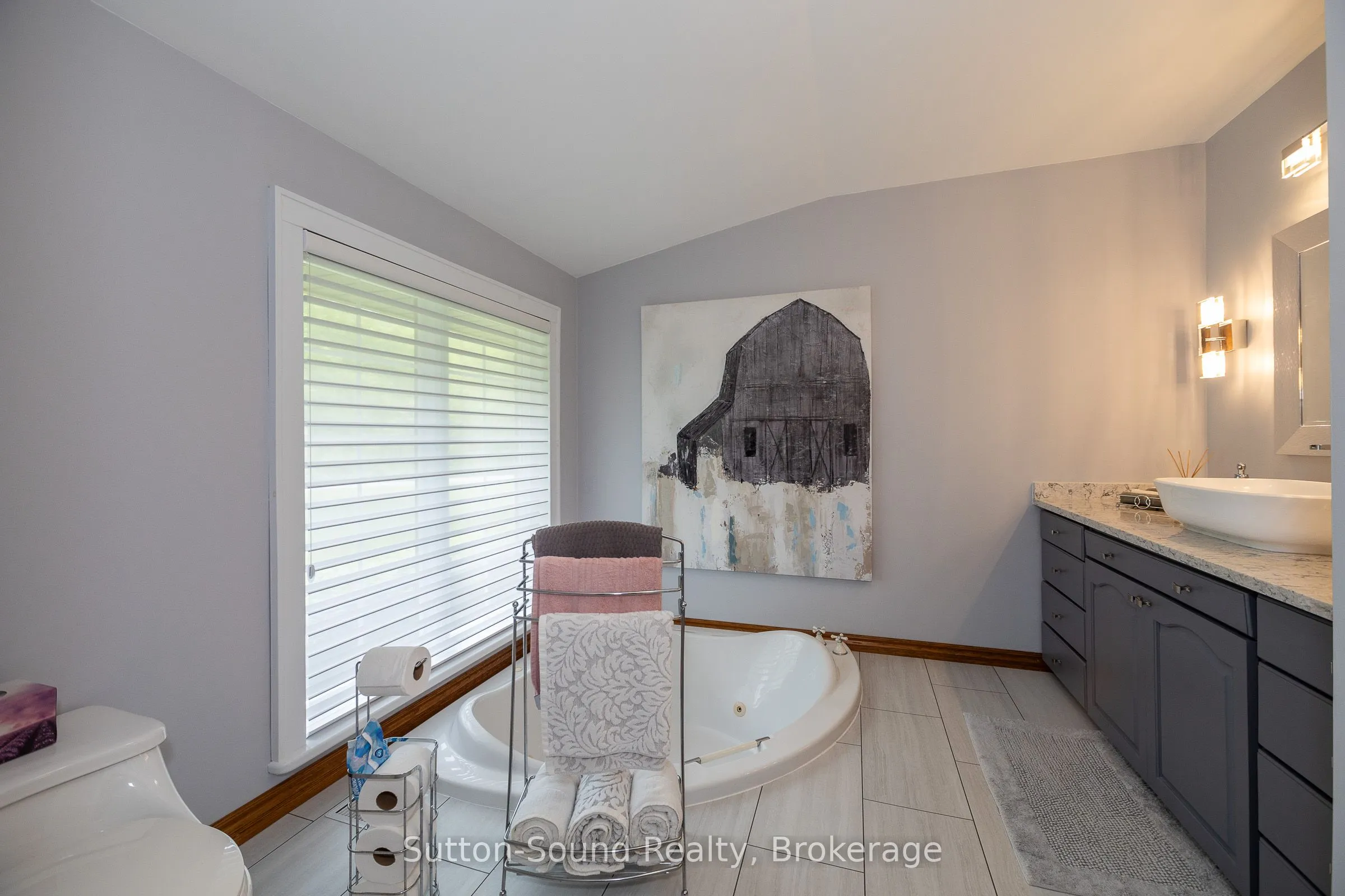 502121 Grey 1 Road, Georgian Bluffs, ON N0H 2T0