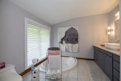 502121 Grey 1 Road, Georgian Bluffs, ON N0H 2T0