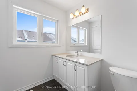 93 Molozzi Street, Erin, ON N0B 1T0