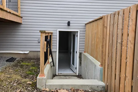 41 Amelia Street, Port Colborne, ON L3K 2K8