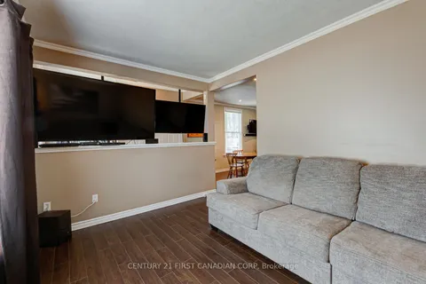 4 ADELAIDE Street, London, ON N5Z 3J8