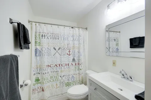 155/157 WOODCHESTER Avenue, Bracebridge, ON P1L 1H8