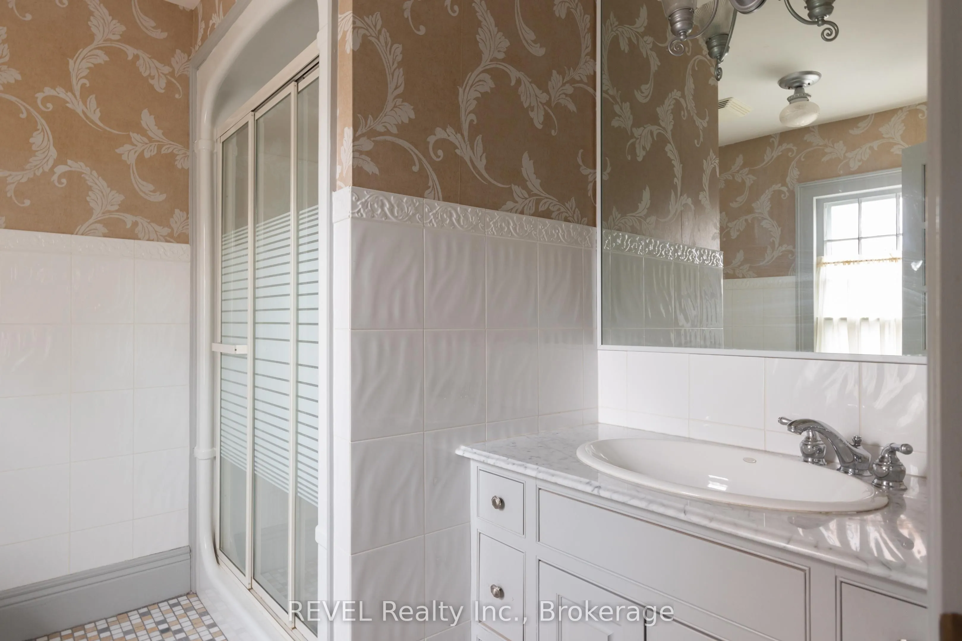 187 Queen Street, Niagara-on-the-Lake, ON L0S 1J0