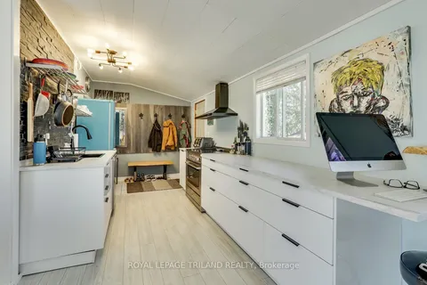 7933 KATHARINE Crescent, Lambton Shores, ON N0M 2L0