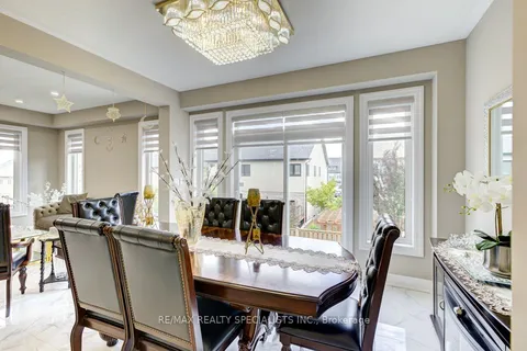 284 Chokecherry Crescent, Waterloo, ON N2V 0H1