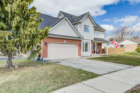 705 Lavery Street, North Perth, ON N4W 3T4