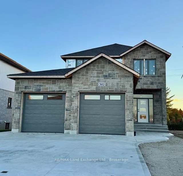 382 Frances Street, Saugeen Shores, ON N0H 2C3