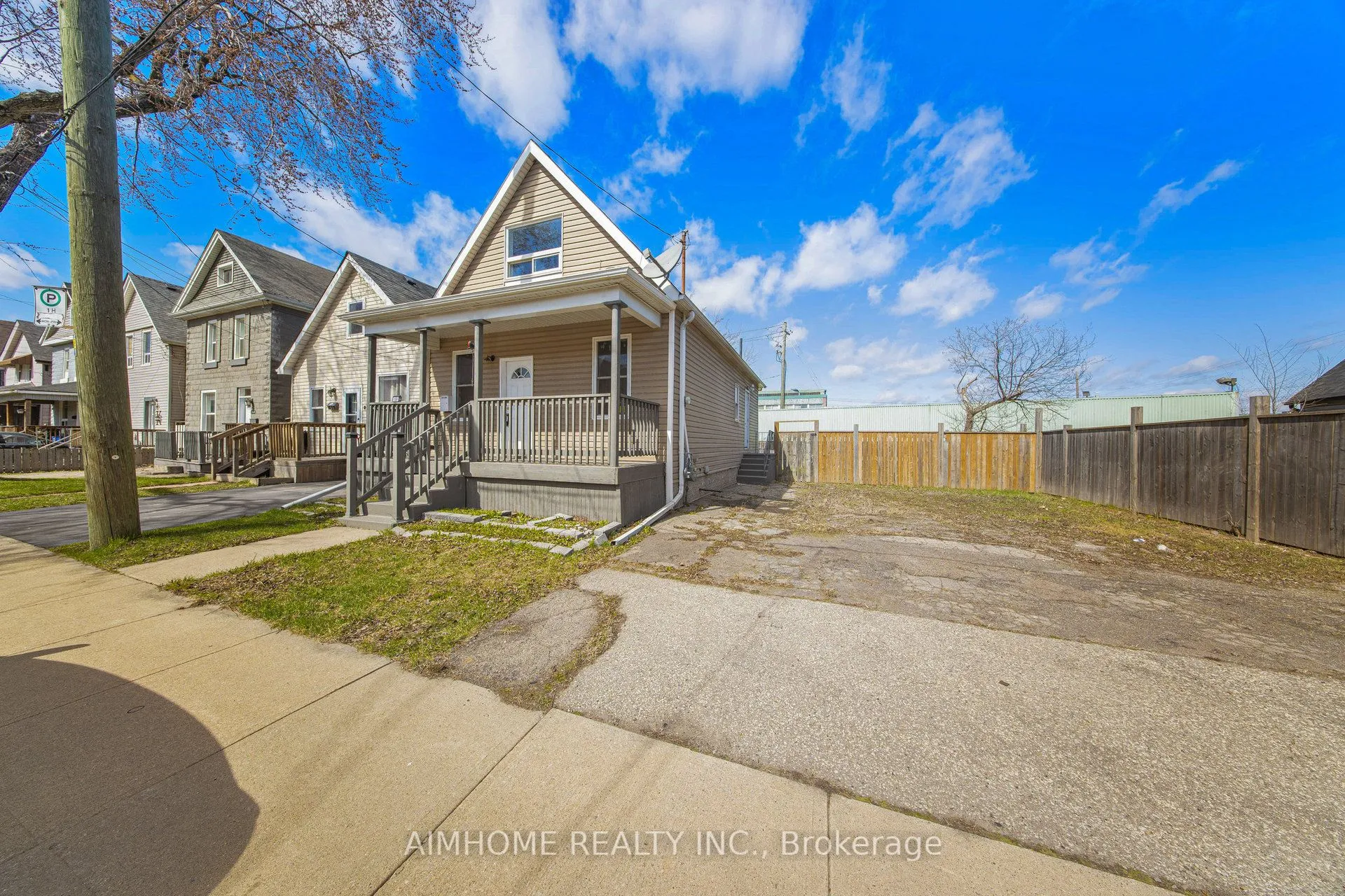 109 Gertrude Street, Hamilton, ON L8L 4B7