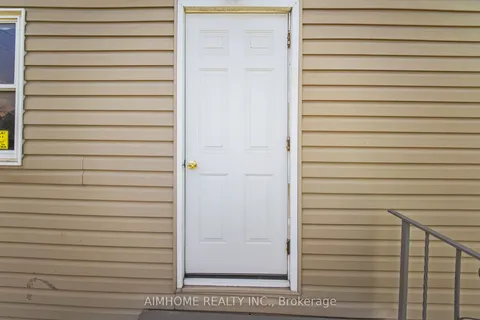 109 Gertrude Street, Hamilton, ON L8L 4B7