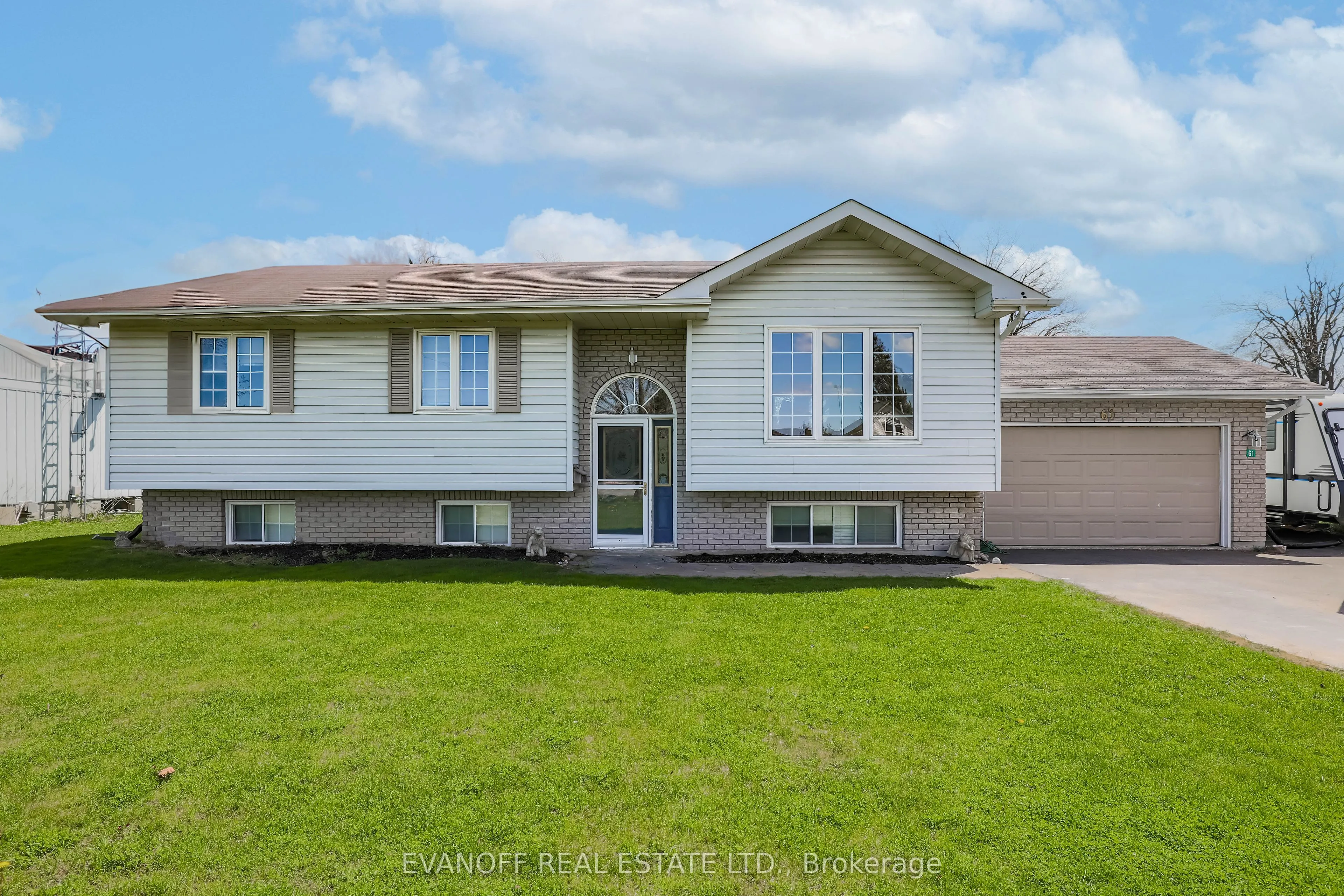 61 bruce Street, Kawartha Lakes, ON K0M 2M0