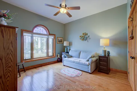 122 McCullough Lake Drive, Chatsworth, ON N0H 2V0