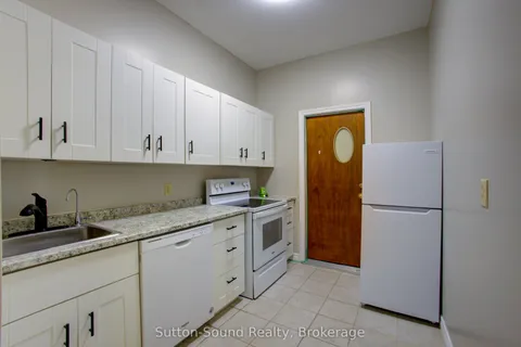 122 McCullough Lake Drive, Chatsworth, ON N0H 2V0