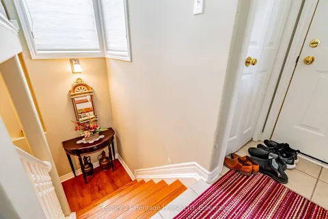 180 Oakcrest Avenue, Welland, ON L3C 7K3