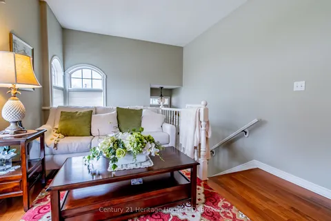180 Oakcrest Avenue, Welland, ON L3C 7K3