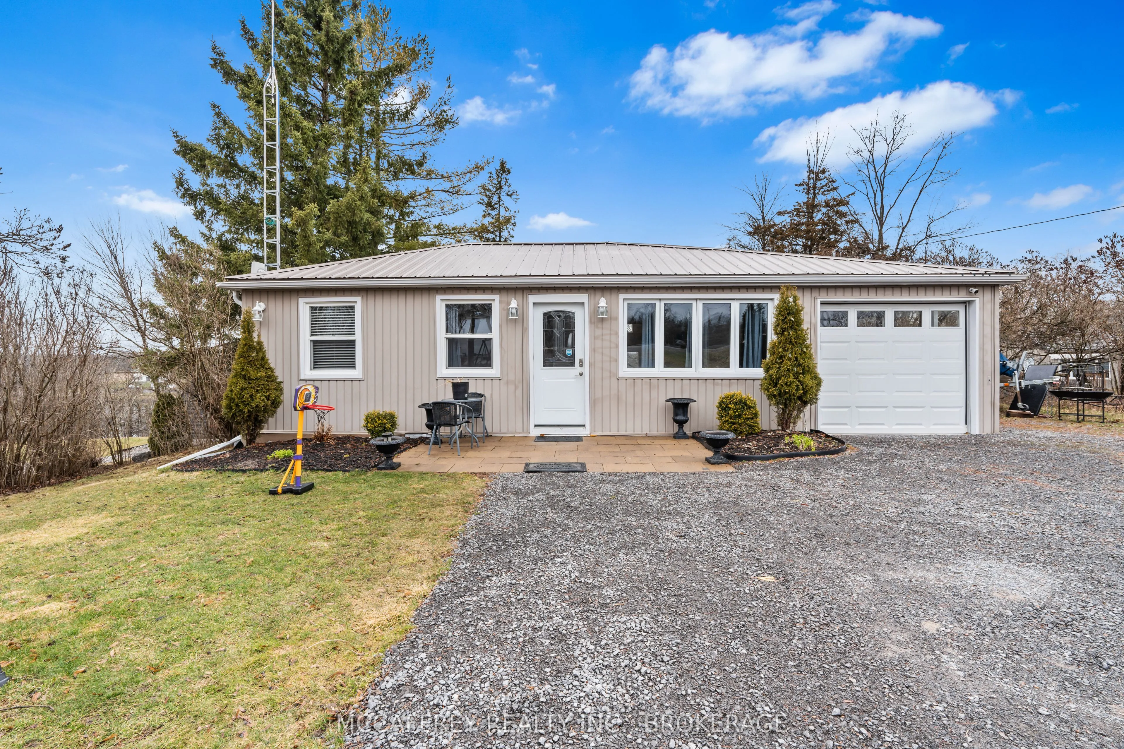 6409 Old Highway 2 Highway, Tyendinaga, ON K0K 3A0
