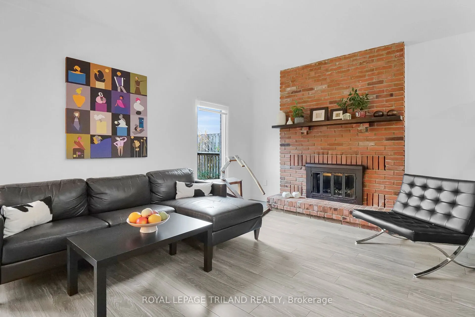 1008 Thistledown Way, London, ON N6G 4L7