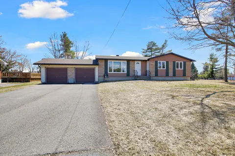 7020 Parkway Road, Greely - Metcalfe - Osgoode - Vernon and Area, ON K4P 1A7
